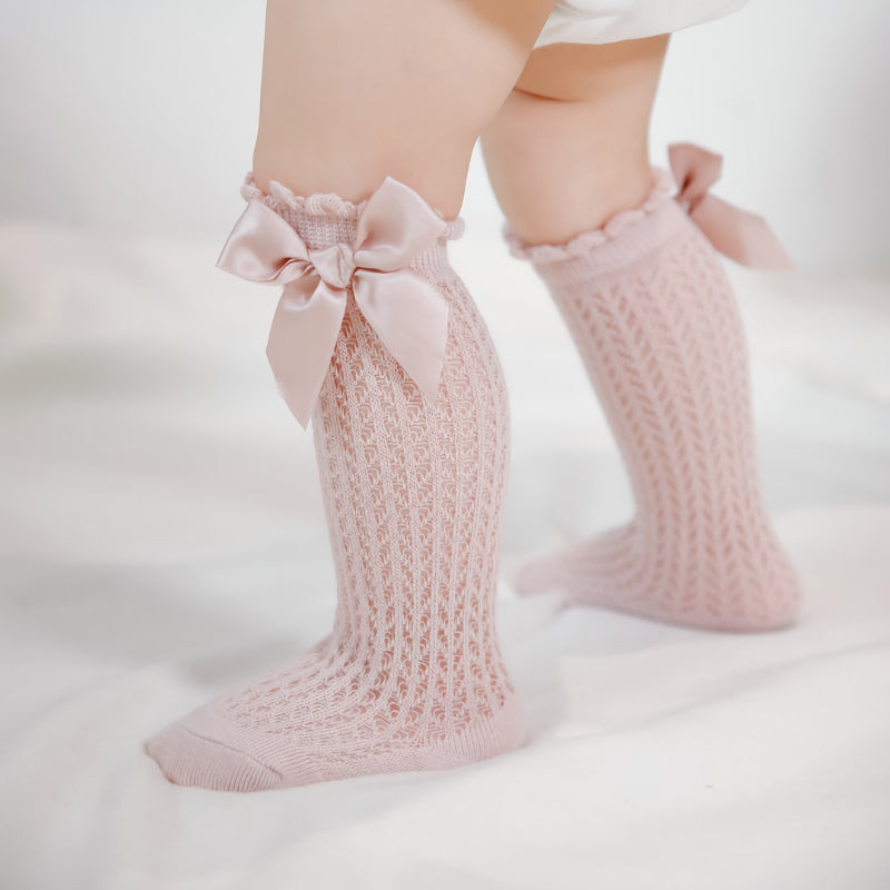 The Importance of Baby Socks and Knee-High Socks for Your Little Ones