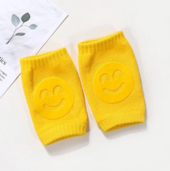 Smiling face non-slip baby crawling knee pads